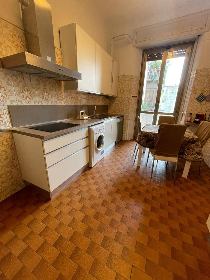 Hostel Corner 32 ميلان المظهر الخارجي الصورة