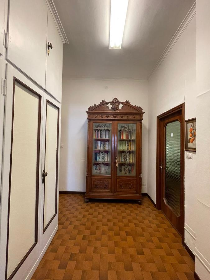 Hostel Corner 32 ميلان المظهر الخارجي الصورة